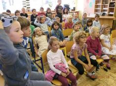 Divadlo Kufr ve škole 18.9.